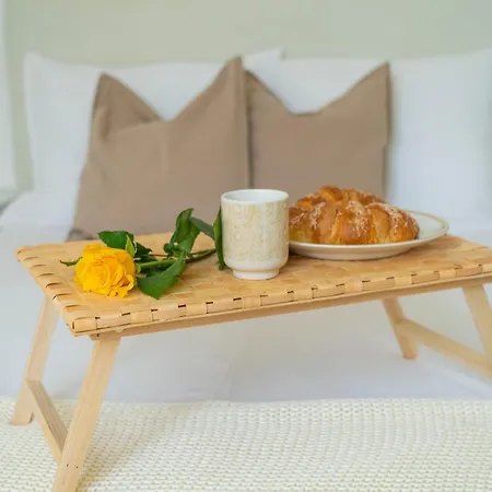Nagi Apartment