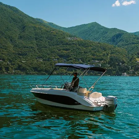 Апартаменты Nagi Carate Urio